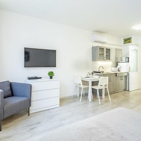 Convenient 2-Room Central Apartment Budapest Eksteriør billede